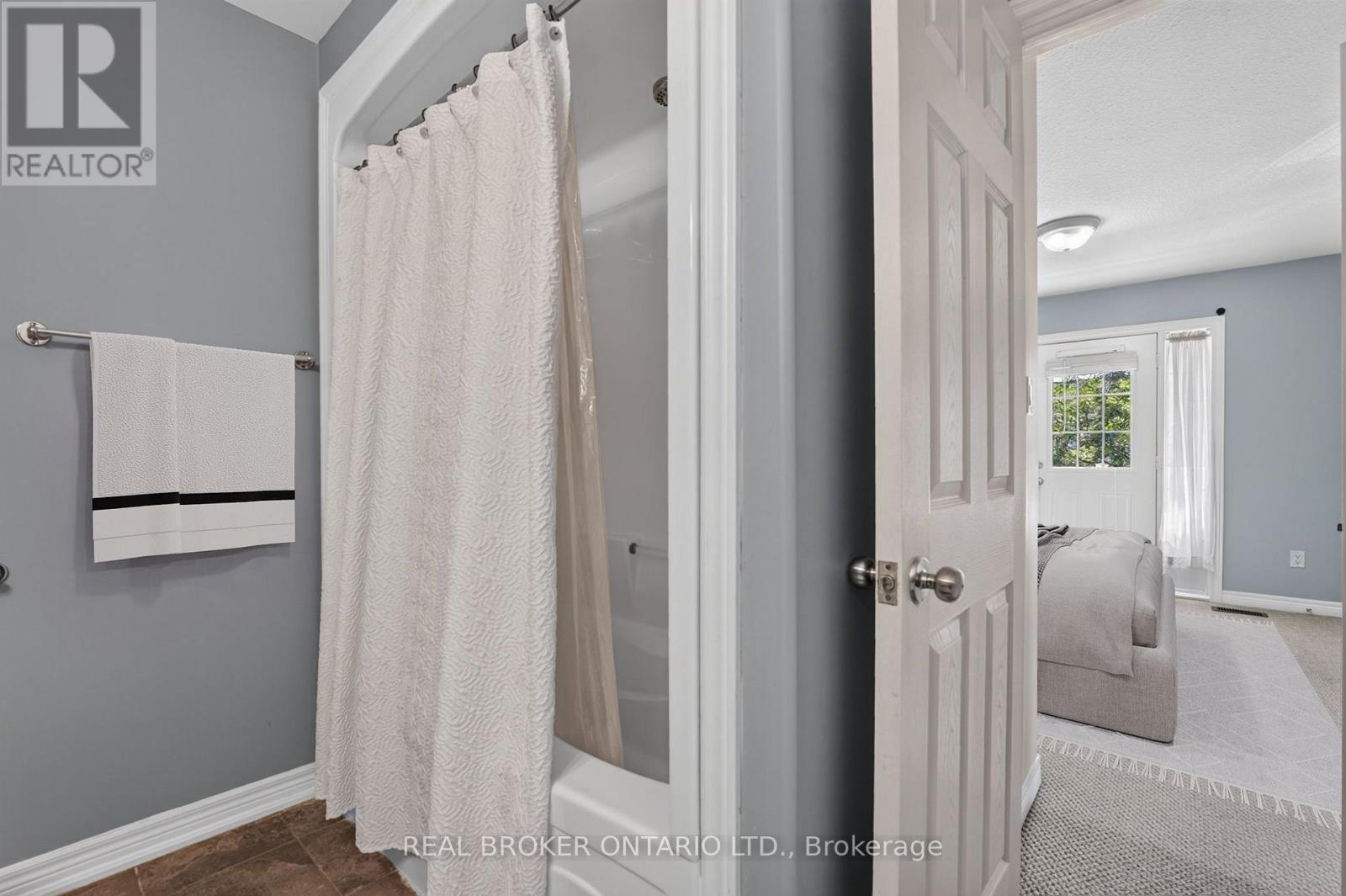 8 CHLOE STREET - Image 28