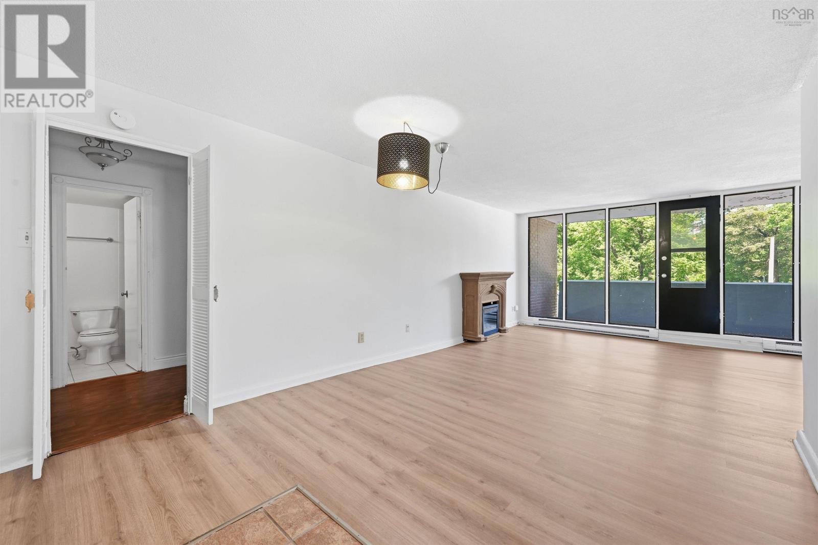 #210 5959 Spring Garden Road - 17