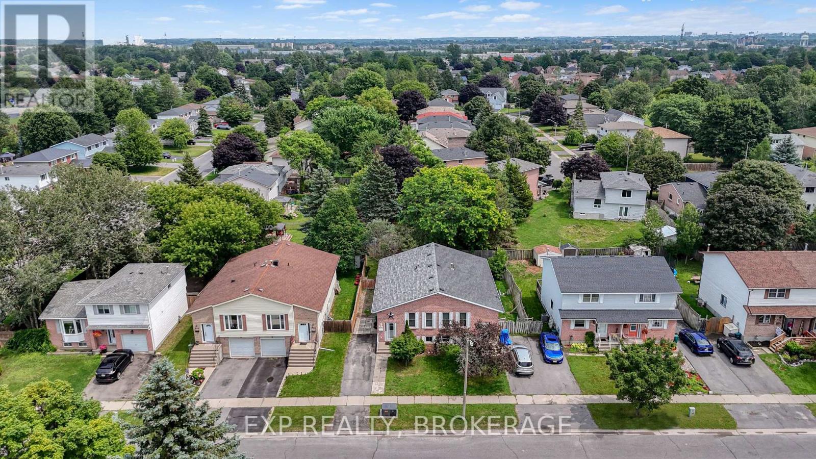 885 LARCHWOOD CRESCENT - Image 35