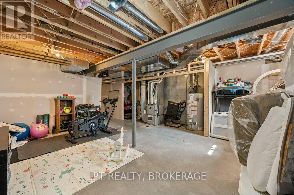 843 NEWMARKET LANE - Image 29