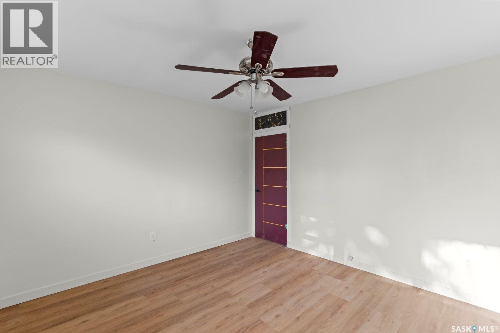 410 P AVENUE N - 11