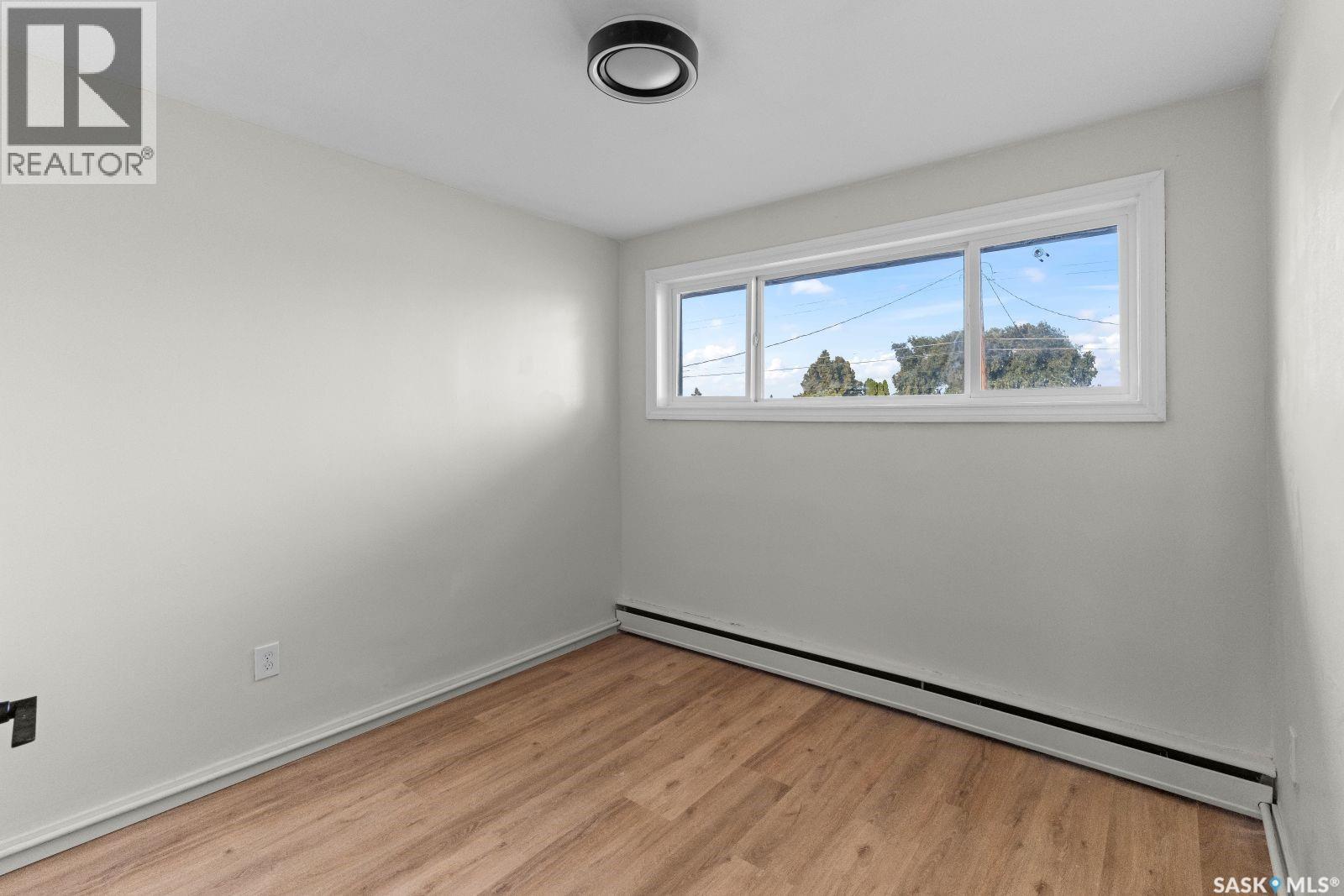 410 P AVENUE N - 12