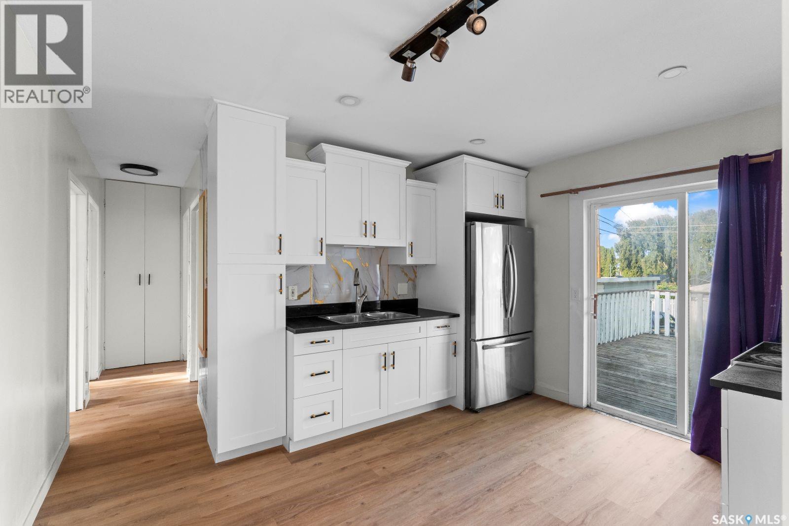 410 P AVENUE N - 7