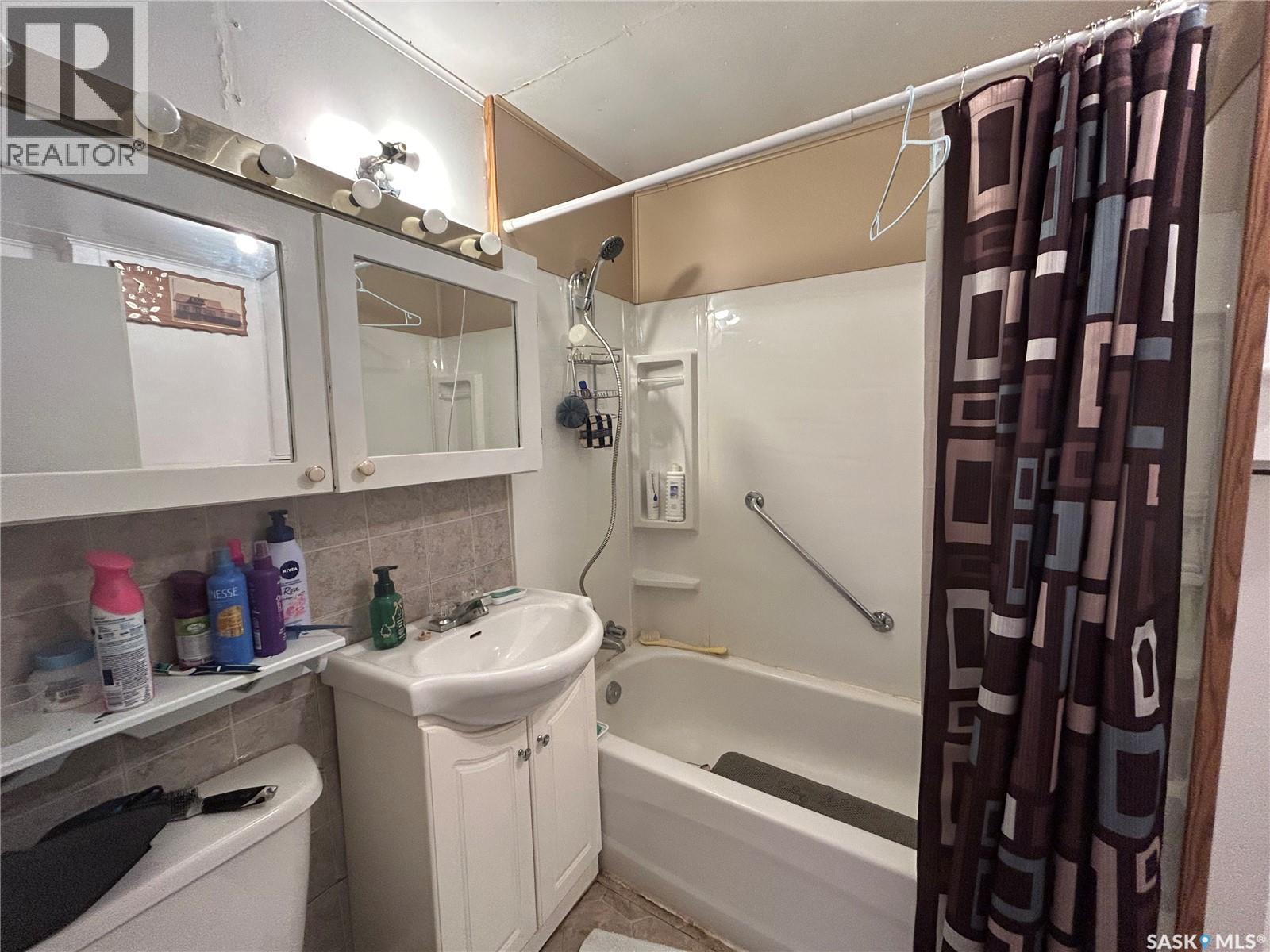 804 96th AVENUE - 13
