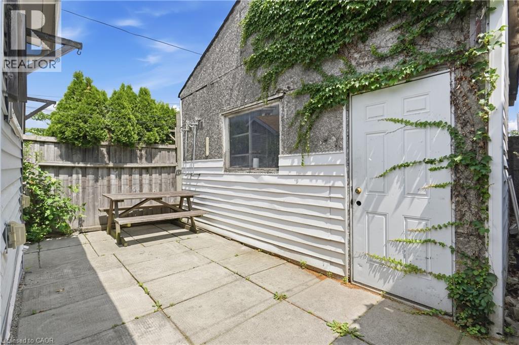 100 CHESTNUT Avenue - 19