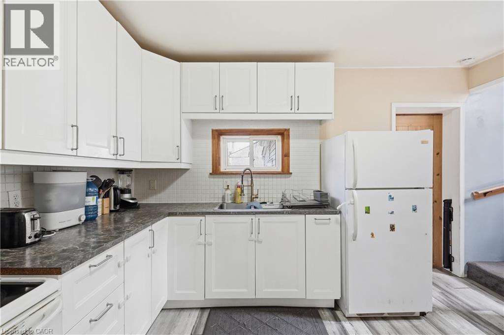 100 CHESTNUT Avenue - 11