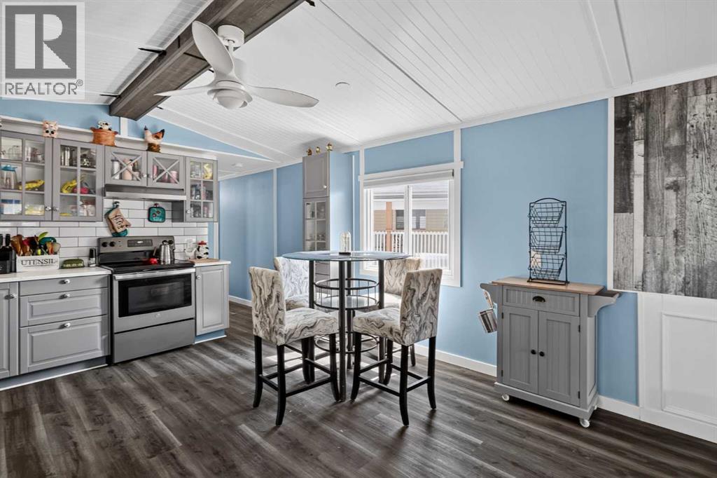 353 Burroughs Circle NE - 13