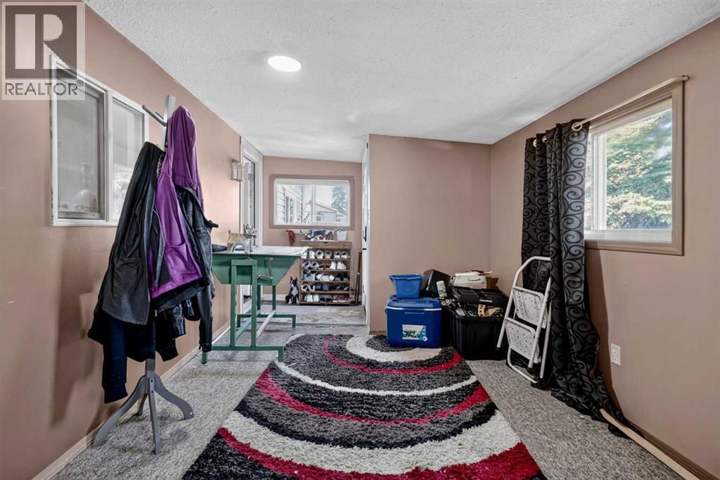 353 Burroughs Circle NE - Image 6