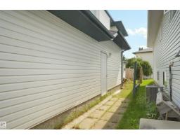 Recreation room - 2715 44a Av Nw, Edmonton, AB T6T1K2 Photo 10