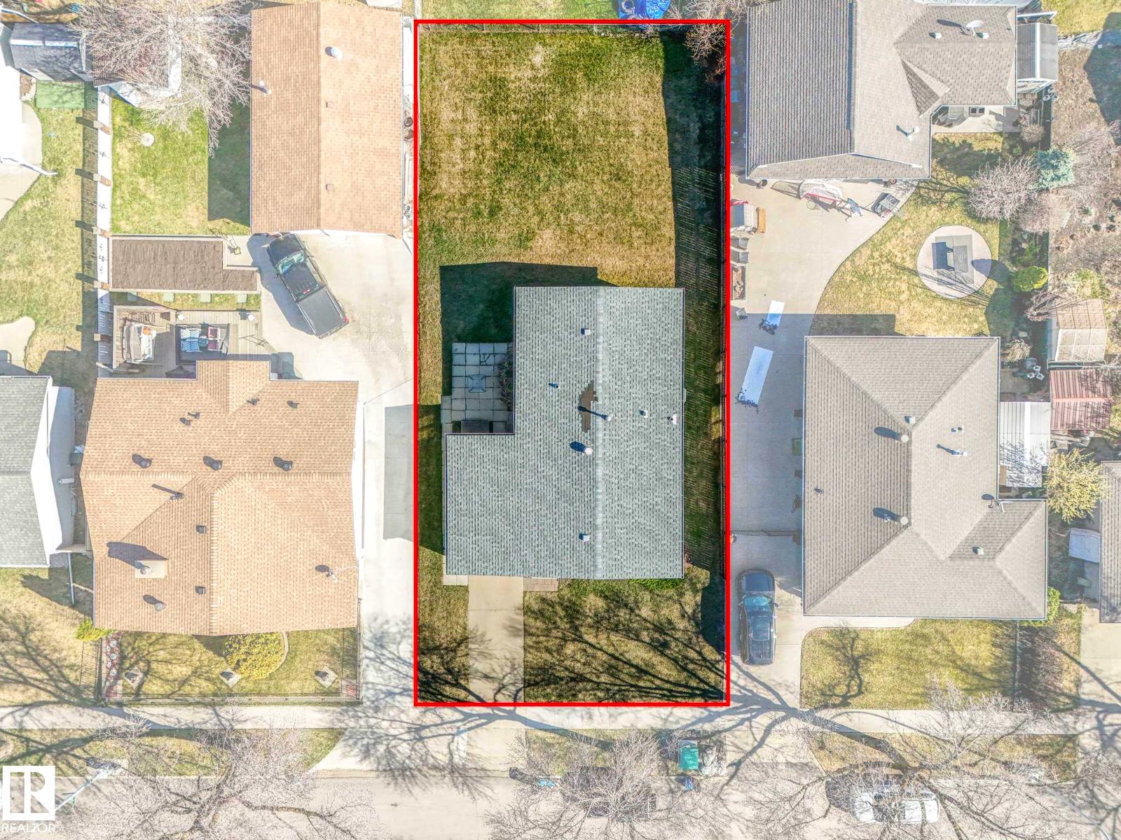 5916 148 AV NW - 14
