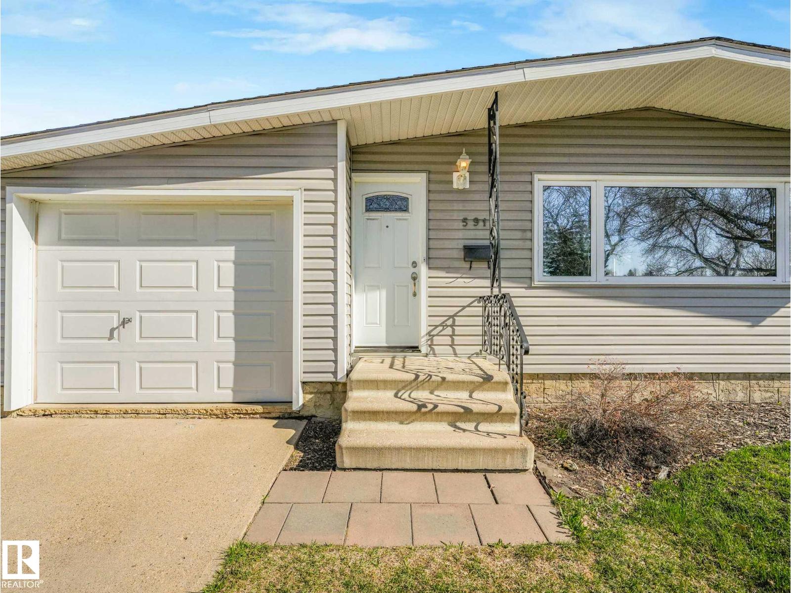 5916 148 AV NW - 2