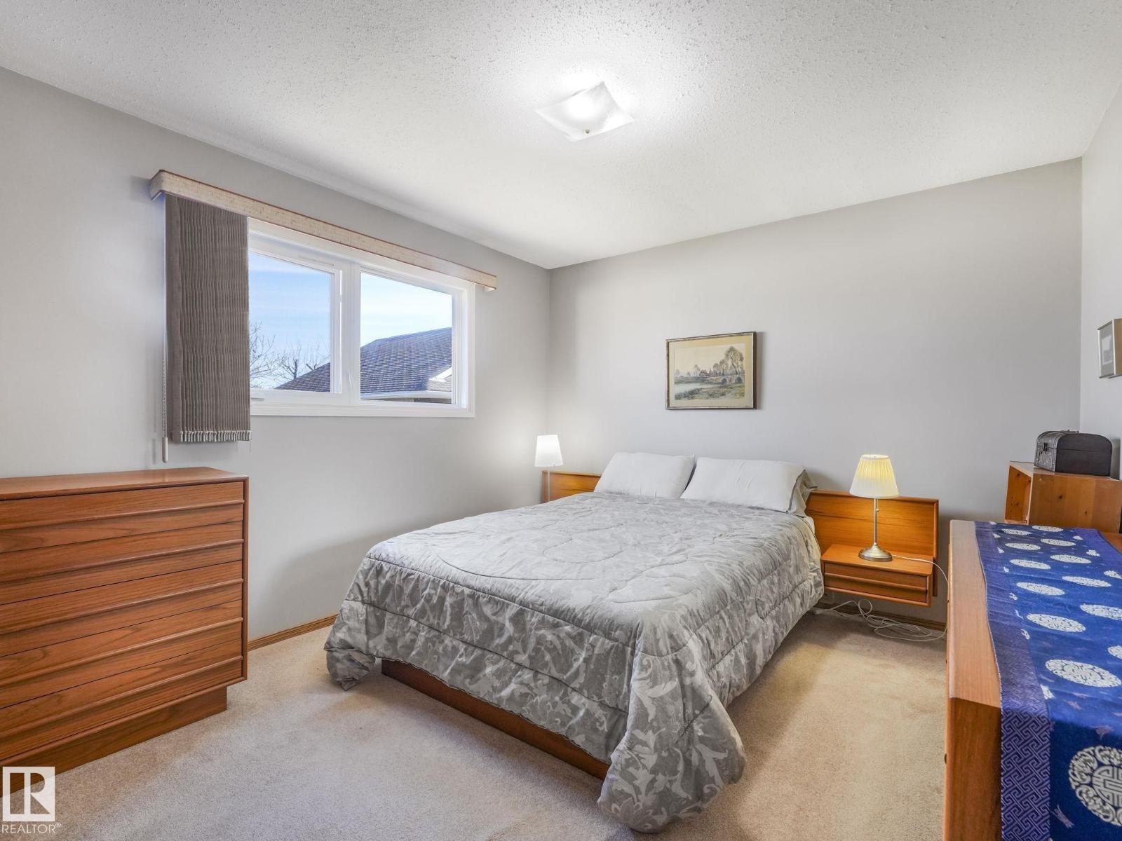 5916 148 AV NW - 40