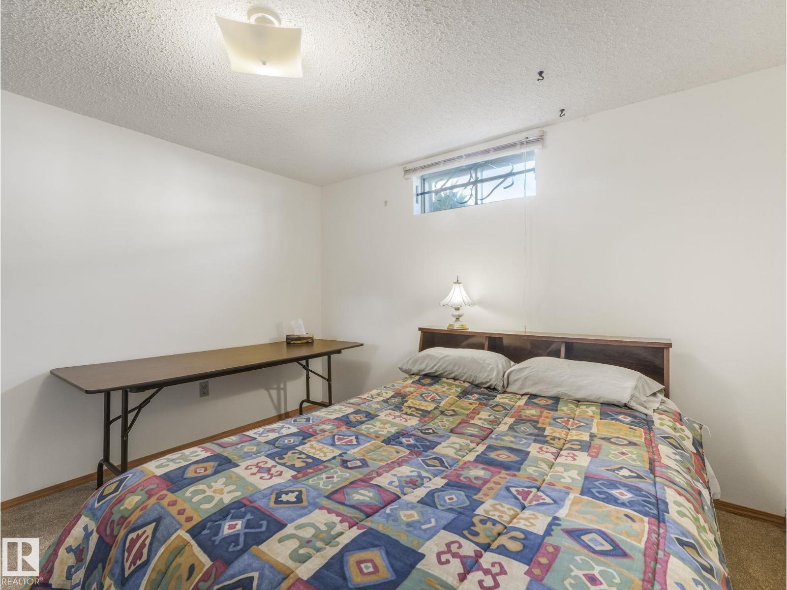 5916 148 AV NW - 54