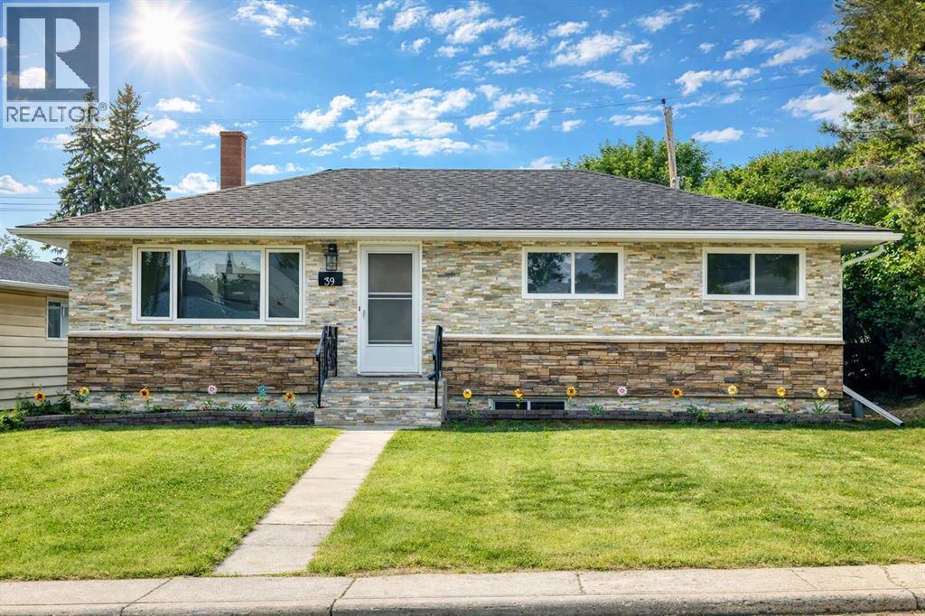 39 Healy Drive SW, Haysboro, Calgary photo 1