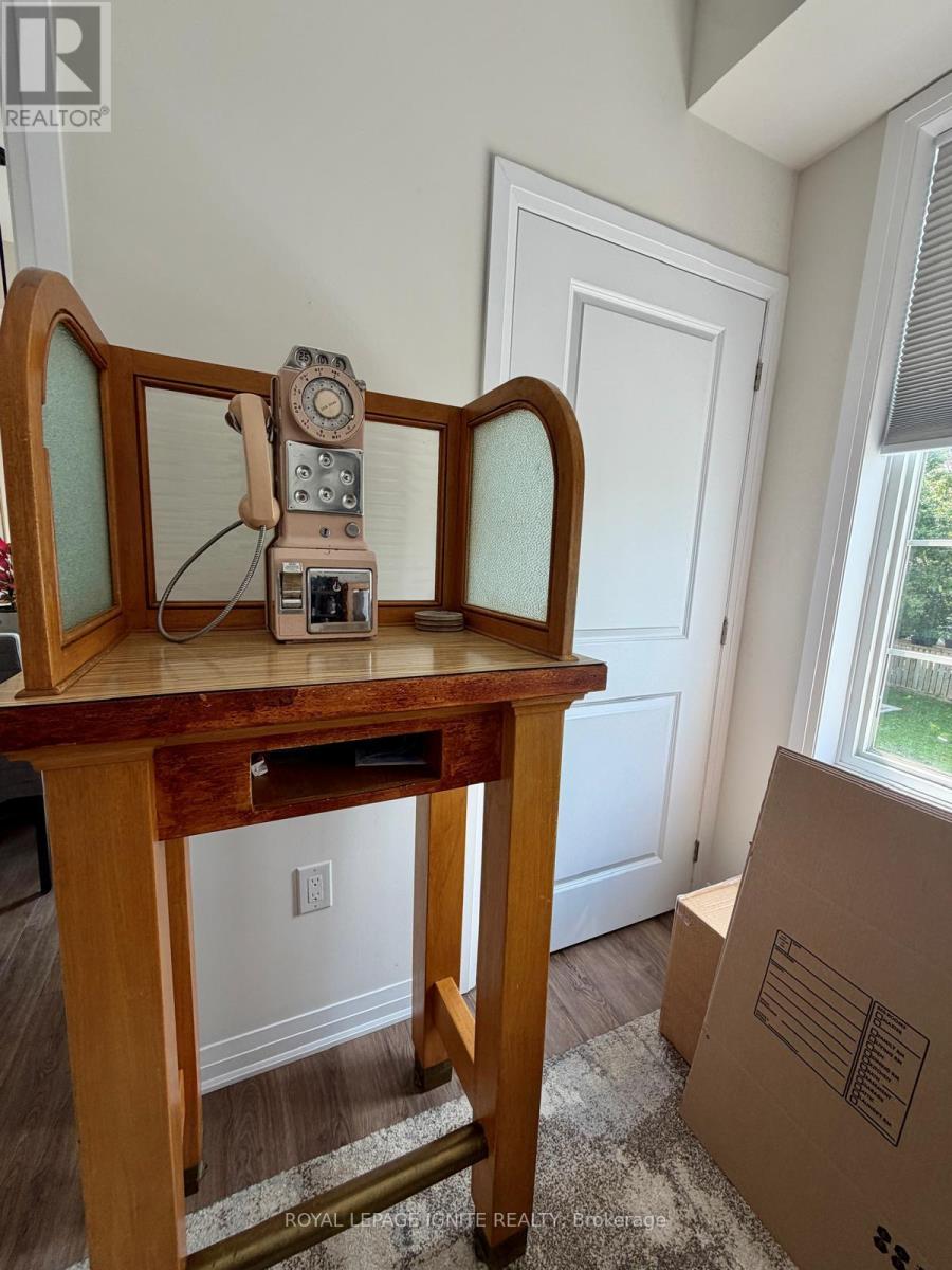 #213 65 SHIPWAY AVENUE - 31