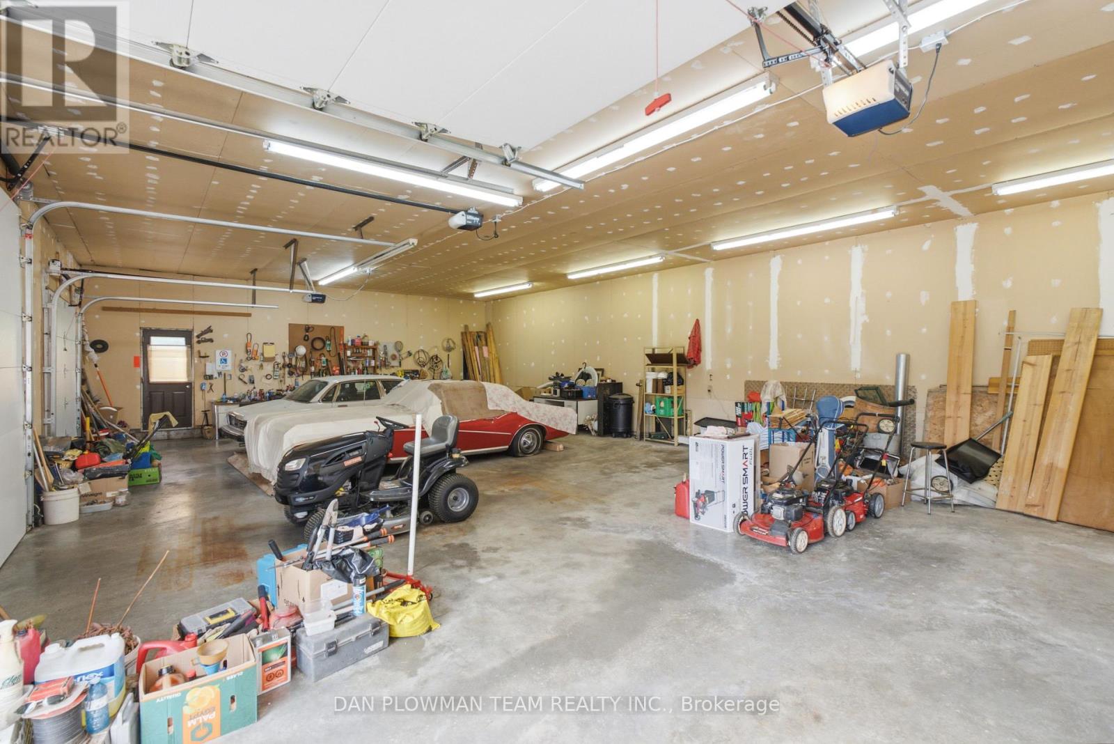 9640 DAGMAR ROAD - 41