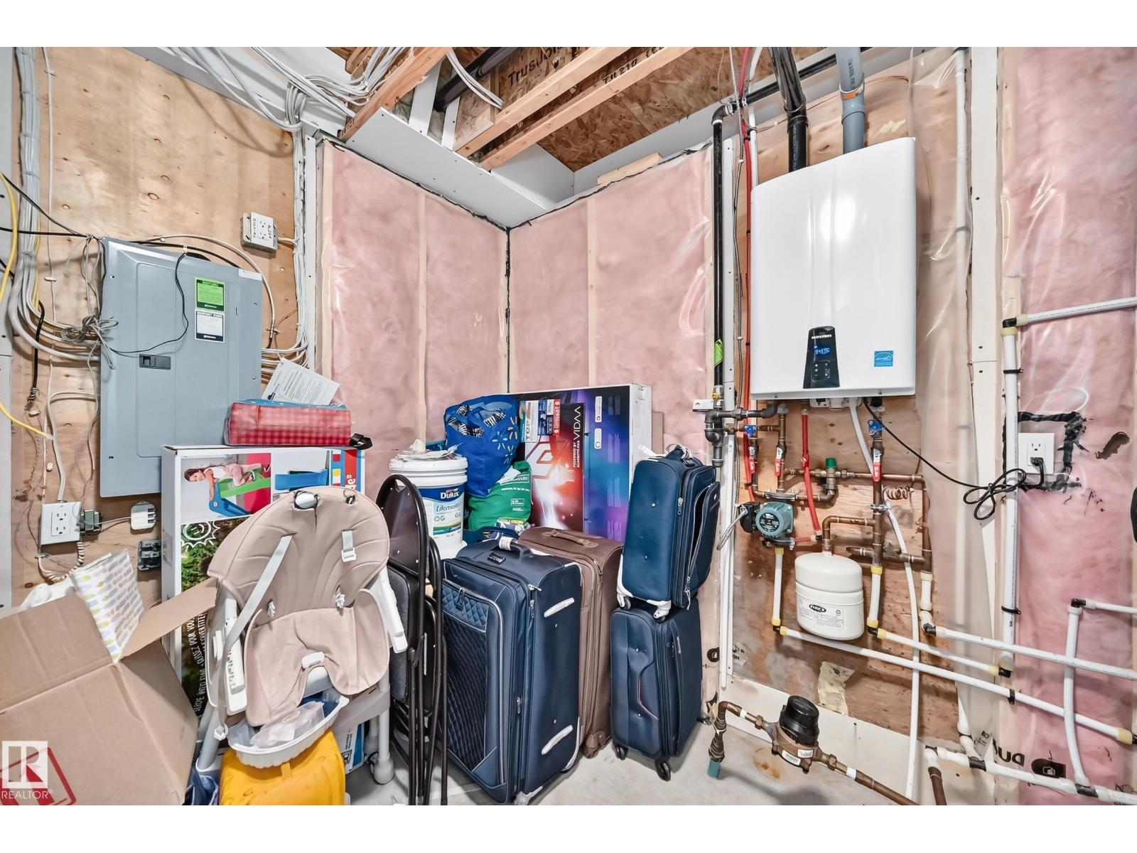 10 415 clareview Rd NW NW NW - 26