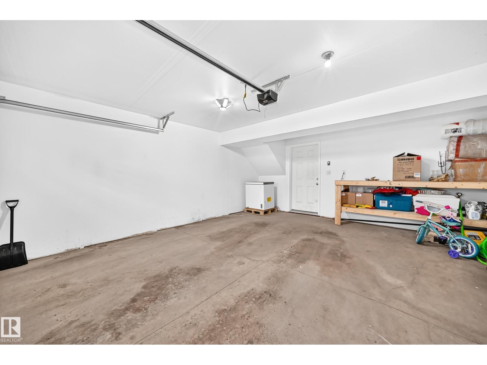 10 415 clareview Rd NW NW NW - 28