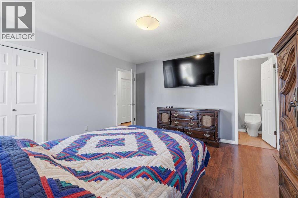 22 Hillside Avenue - 18