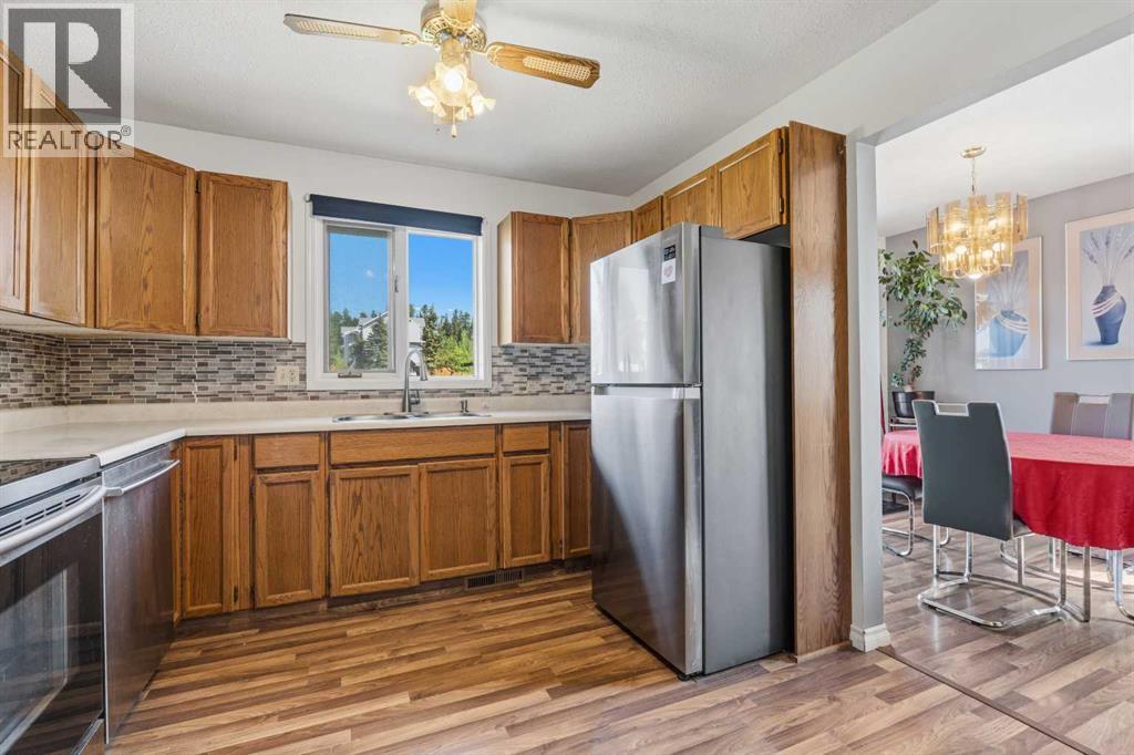 22 Hillside Avenue - Image 11