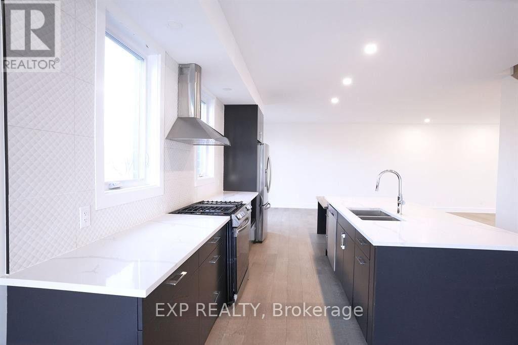 4 Bed, 3 Bath House for Rent in Ottawa – A – 62 COLUMBUS AVENUE, Ottawa – MLS# X13616314 - Image 9
