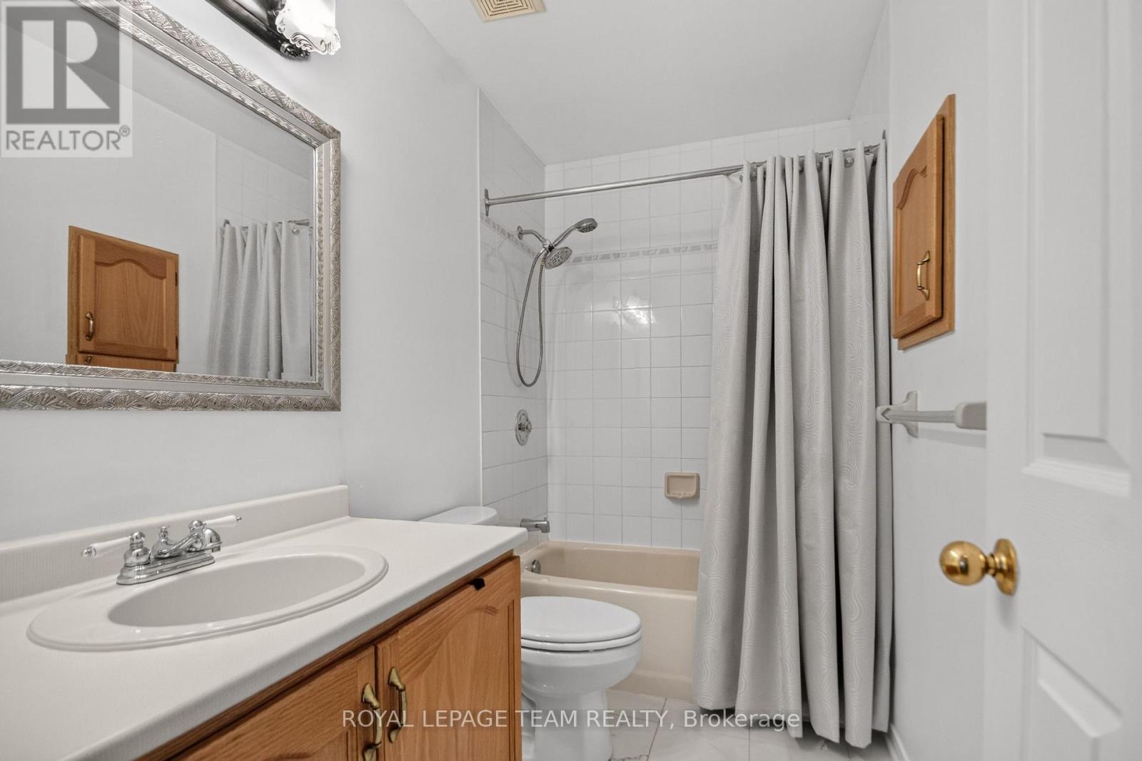 3 Bed, 3 Bath House for Rent in Ottawa – 49 JACKMAN TERRACE, Ottawa – MLS# X13616436 - Image 23