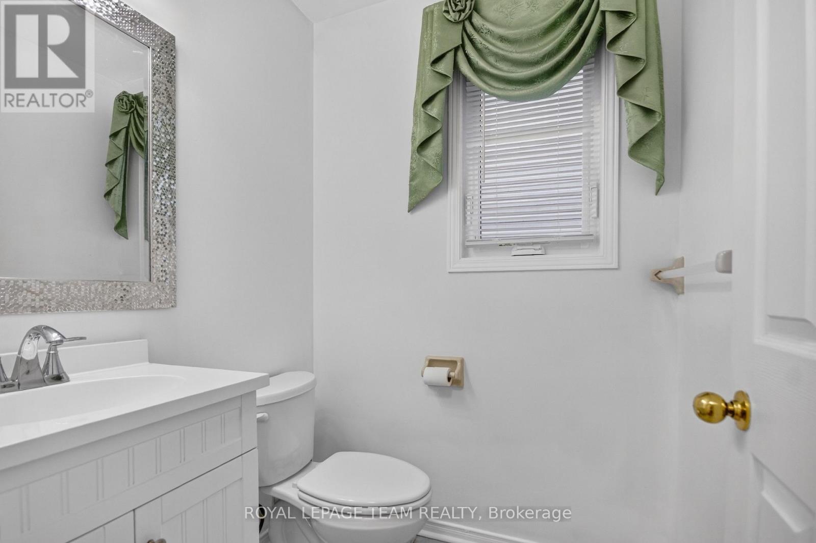 3 Bed, 3 Bath House for Rent in Ottawa – 49 JACKMAN TERRACE, Ottawa – MLS# X13616436 - Image 32