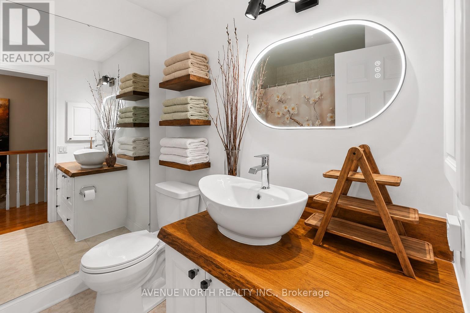 52 KINGS LANDING PRIVATE - 23