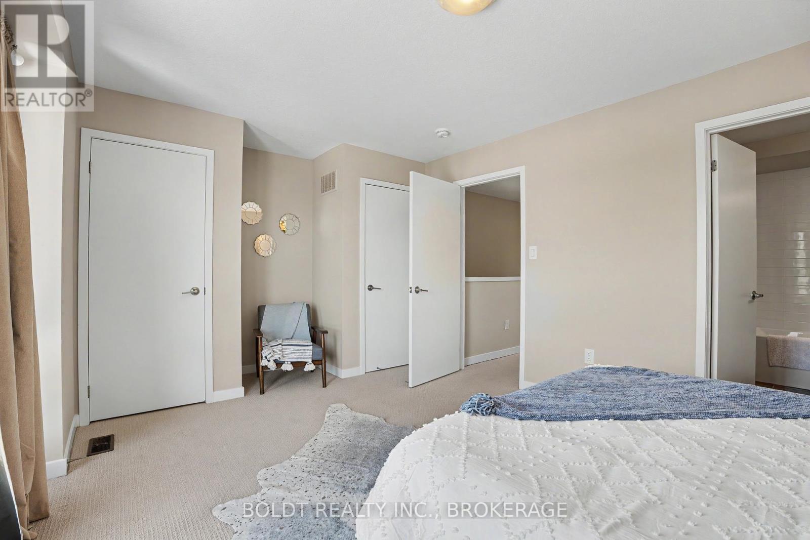 #13 510 NORTH SERVICE ROAD - 19