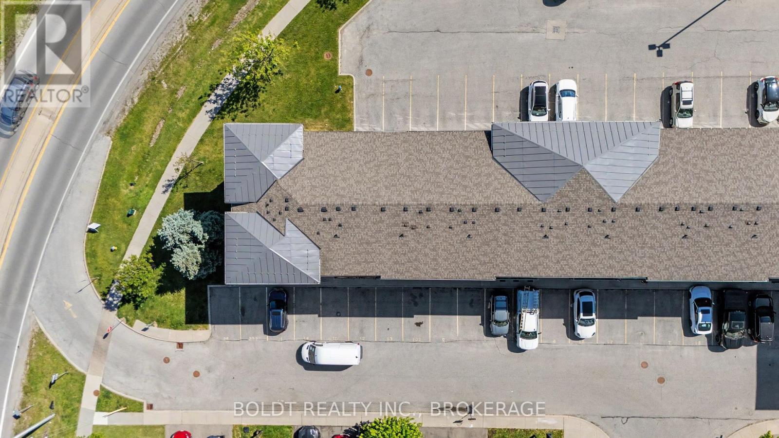 #13 510 NORTH SERVICE ROAD - Image 29