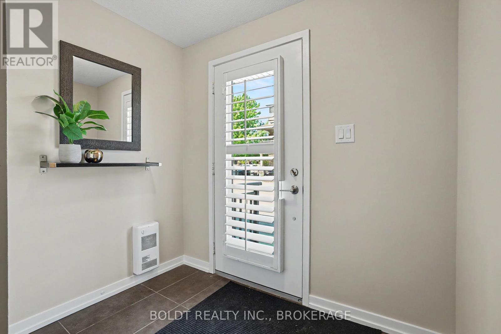 #13 510 NORTH SERVICE ROAD - 3