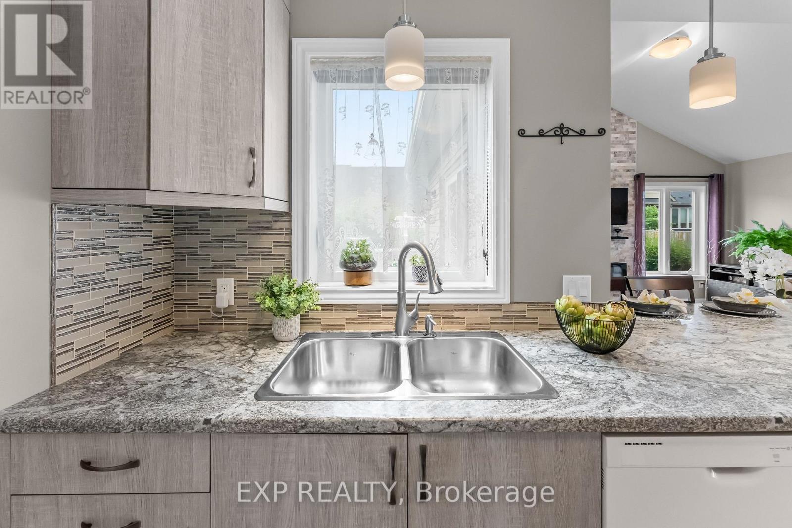 37 MCFARLAND STREET - Image 19