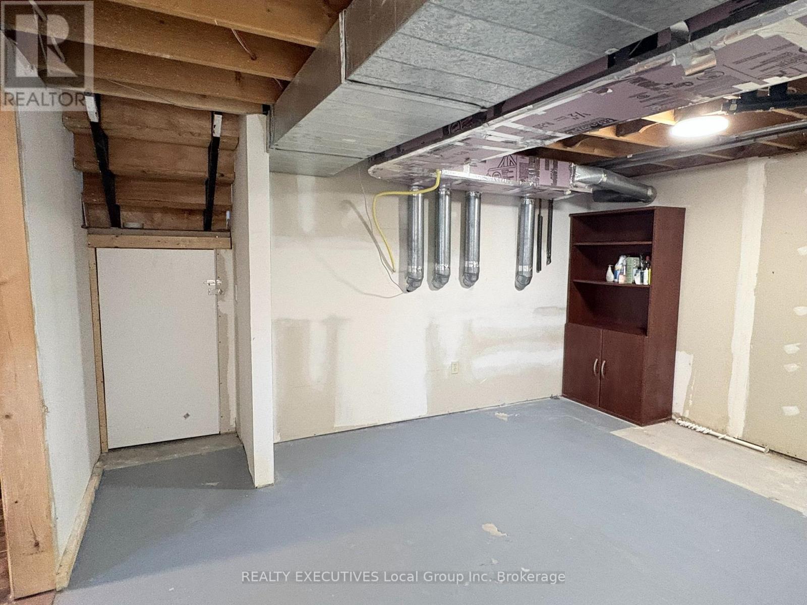 35 NANCY DRIVE - Image 33
