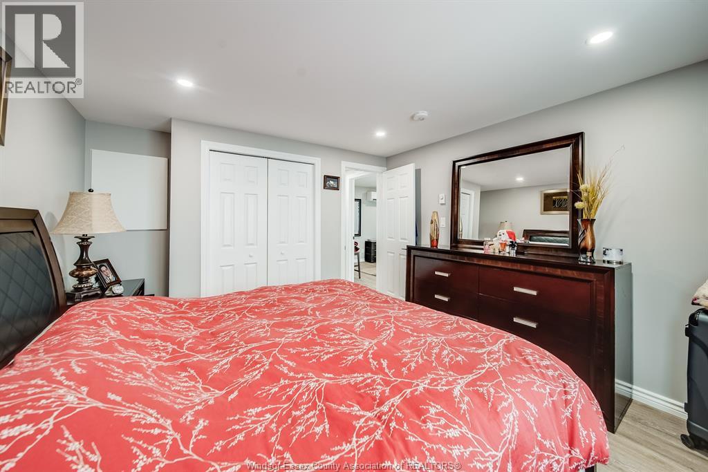 20 BONITA AVENUE - 21