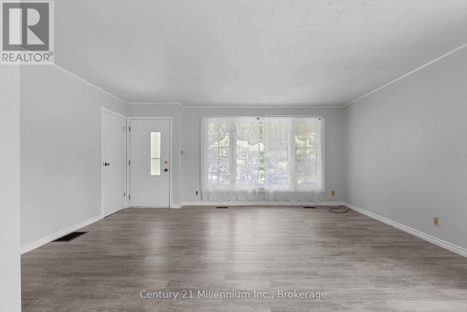 102768 GREY RD 18 ROAD - 15