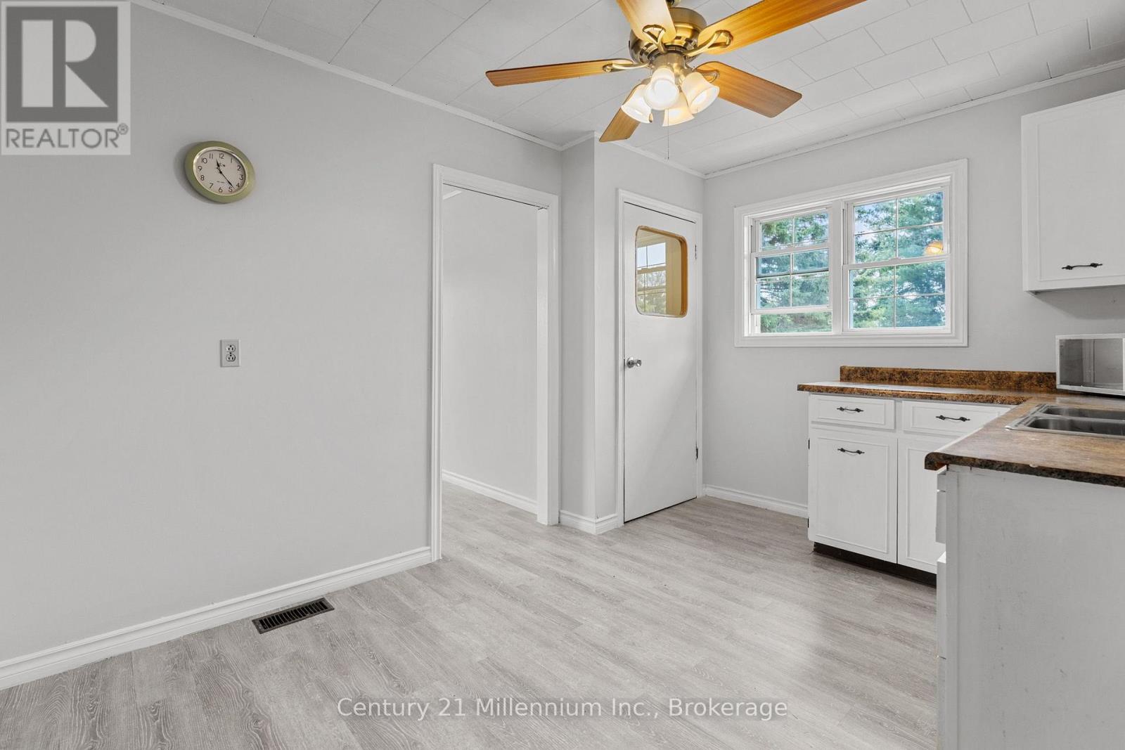 102768 GREY RD 18 ROAD - 21