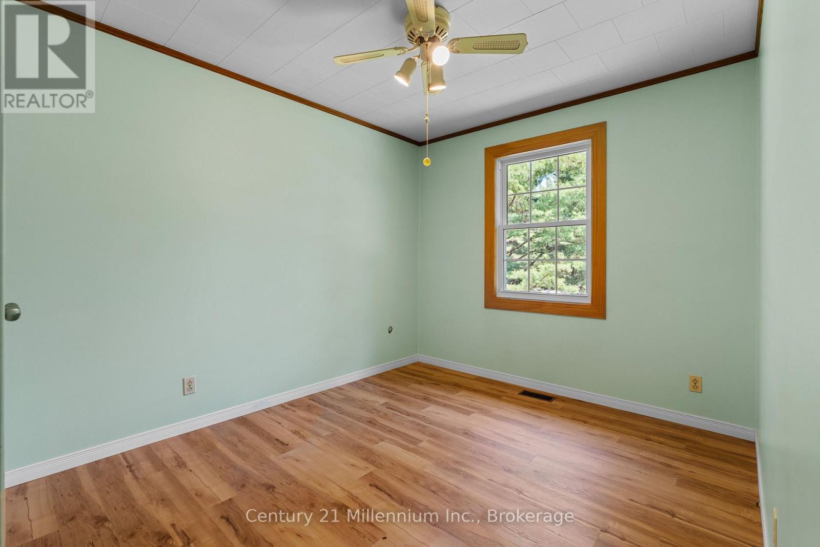 102768 GREY RD 18 ROAD - Image 25