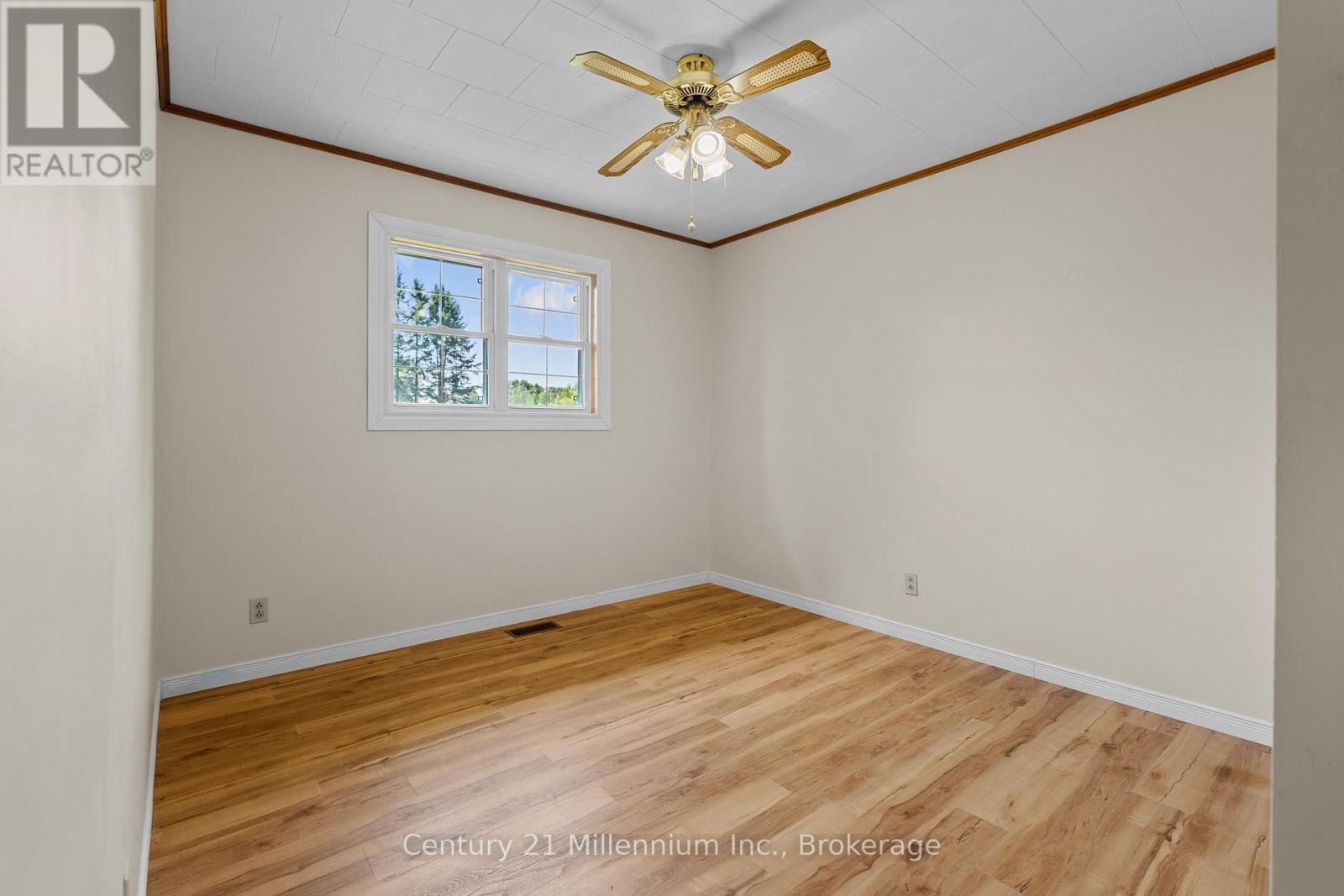 102768 GREY RD 18 ROAD - Image 27