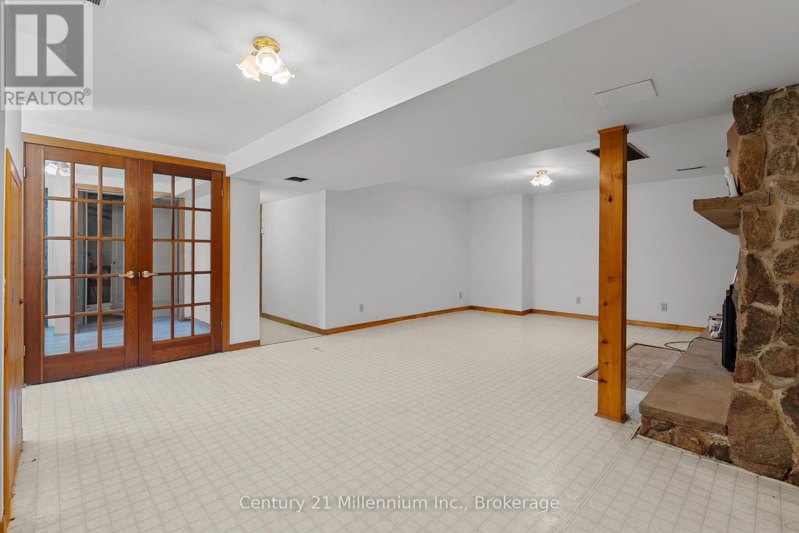 102768 GREY RD 18 ROAD - Image 30