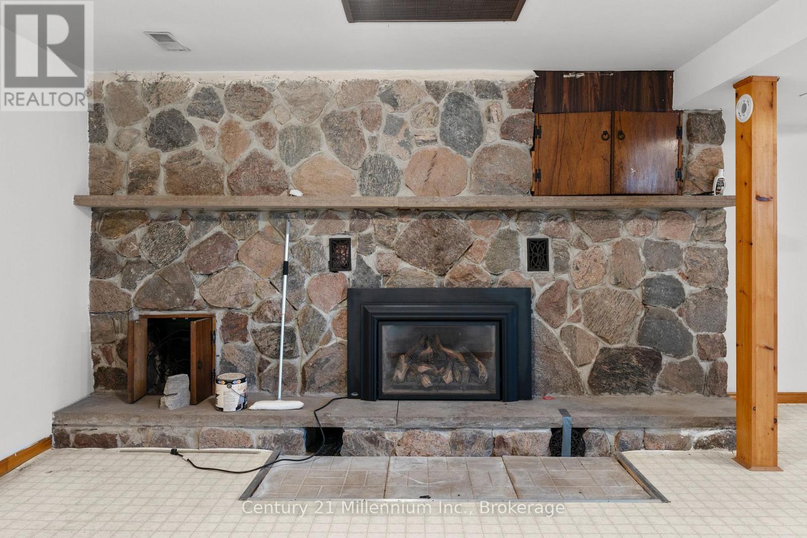 102768 GREY RD 18 ROAD - Image 31