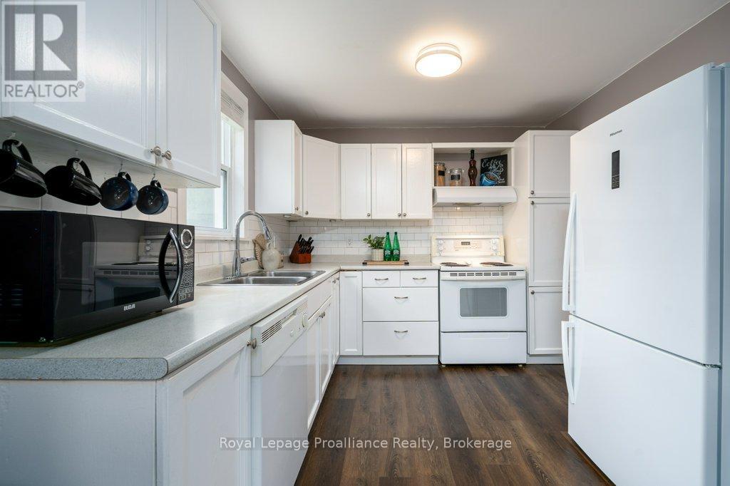 61 PELHAM STREET - Image 11