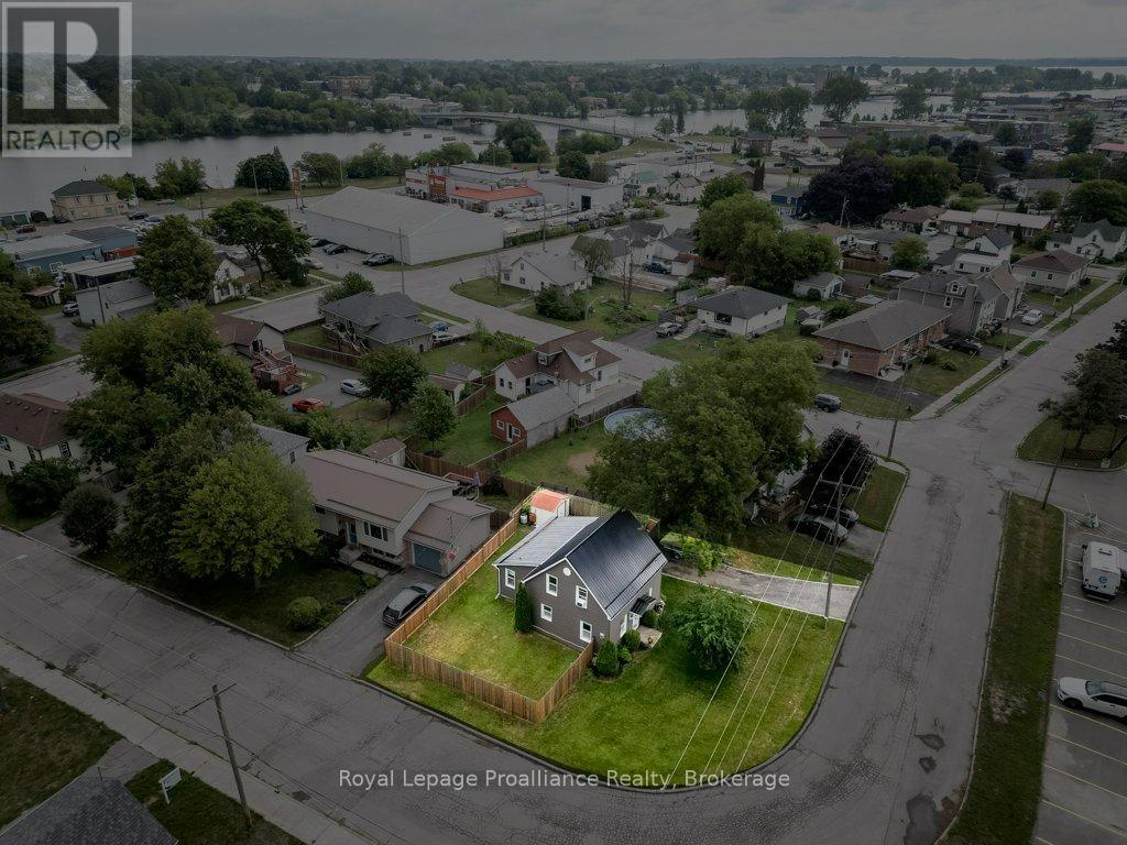 61 PELHAM STREET - Image 3