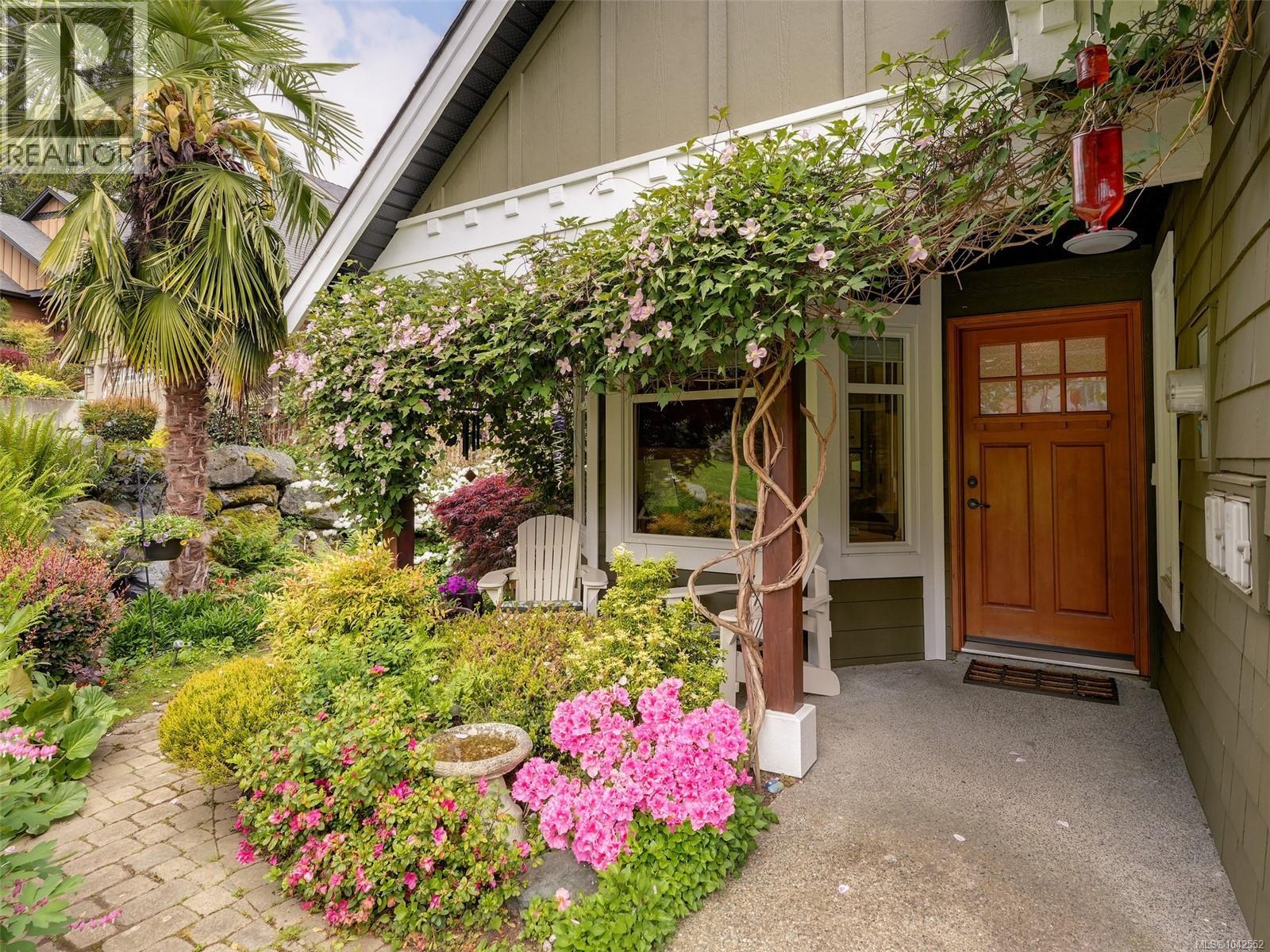19 Carly Lane, View Royal
