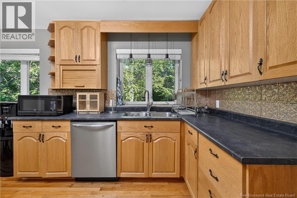 410 Densmore Street - Image 14