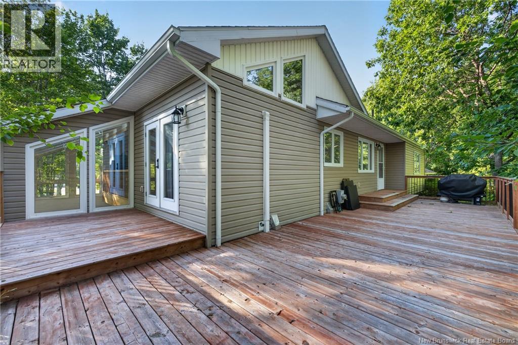 410 Densmore Street - Image 4