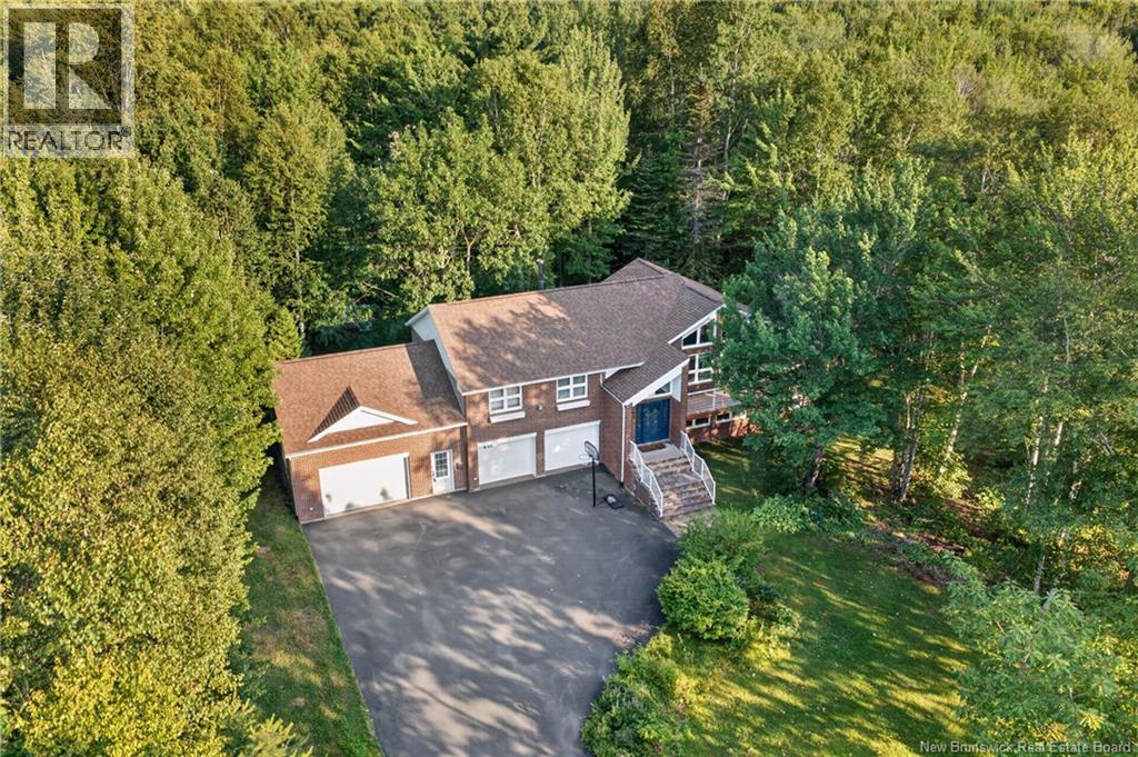 410 Densmore Street - Image 33