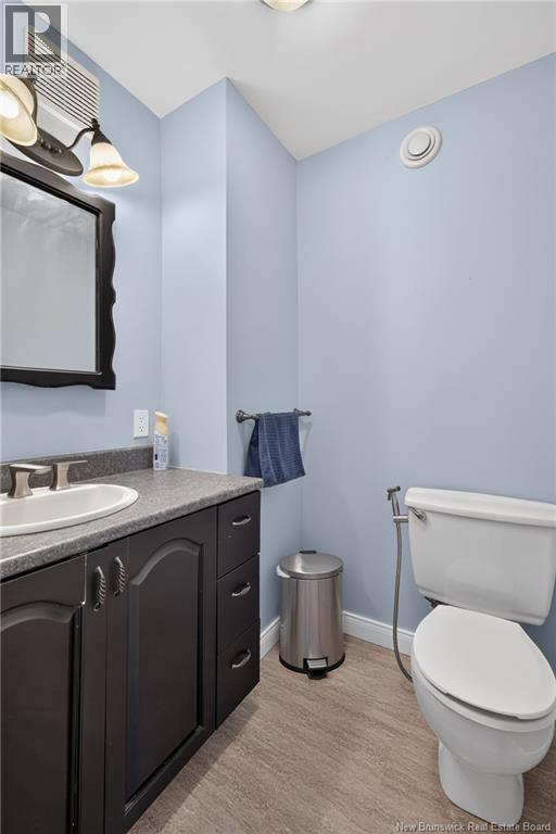 410 Densmore Street - Image 18