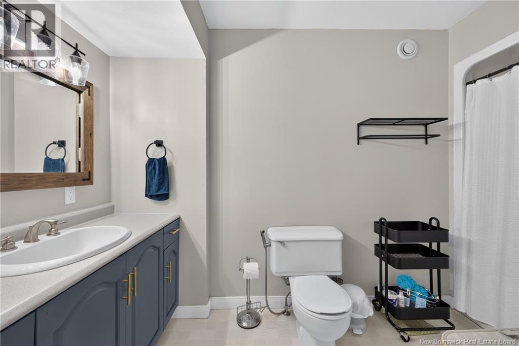 410 Densmore Street - Image 22
