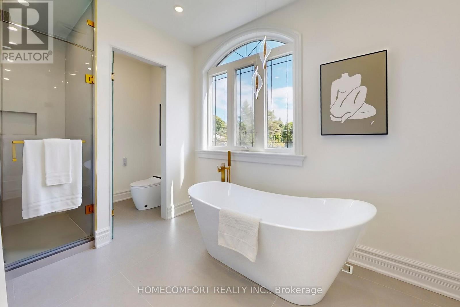 11 ABERCORN ROAD - 33