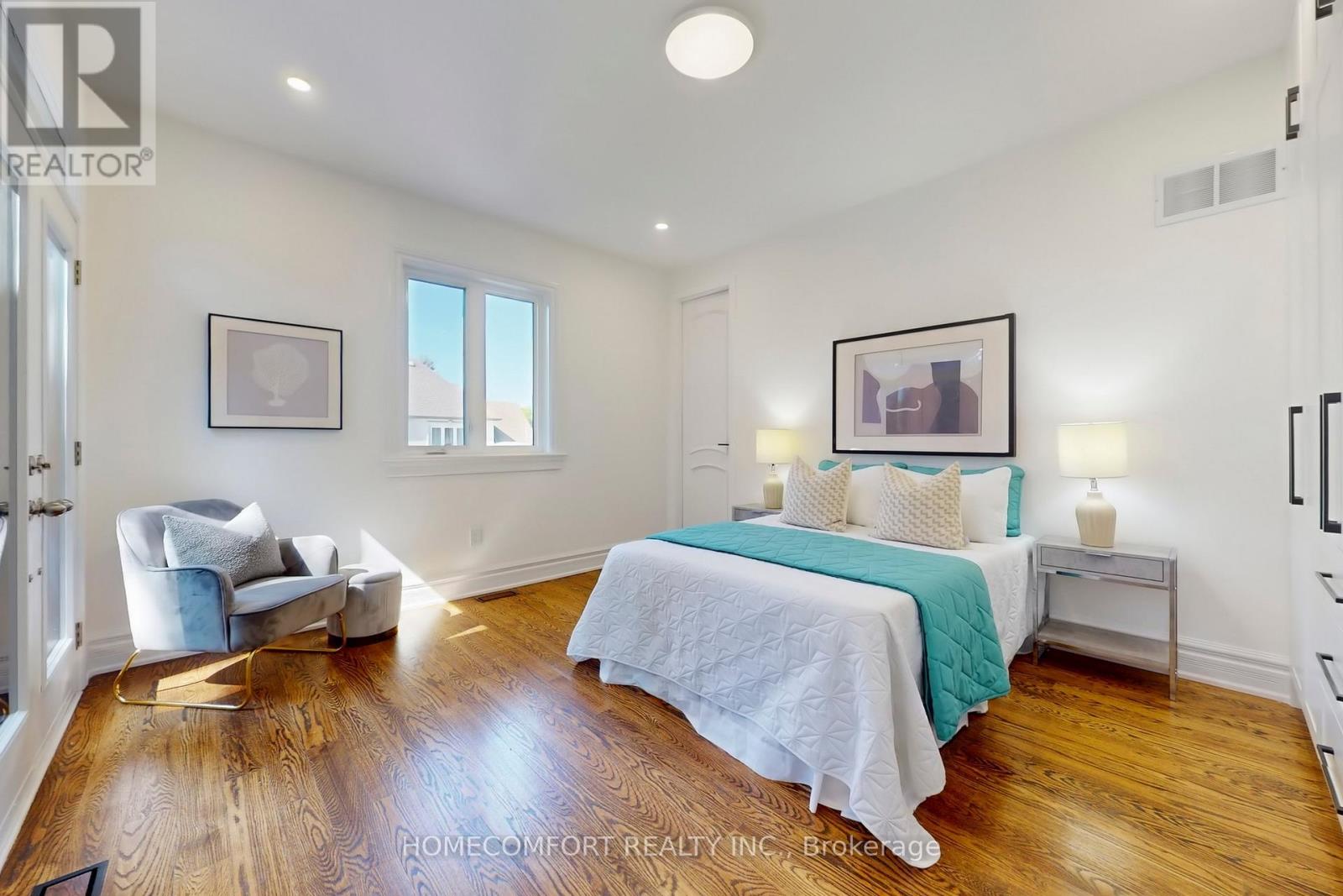 11 ABERCORN ROAD - 36
